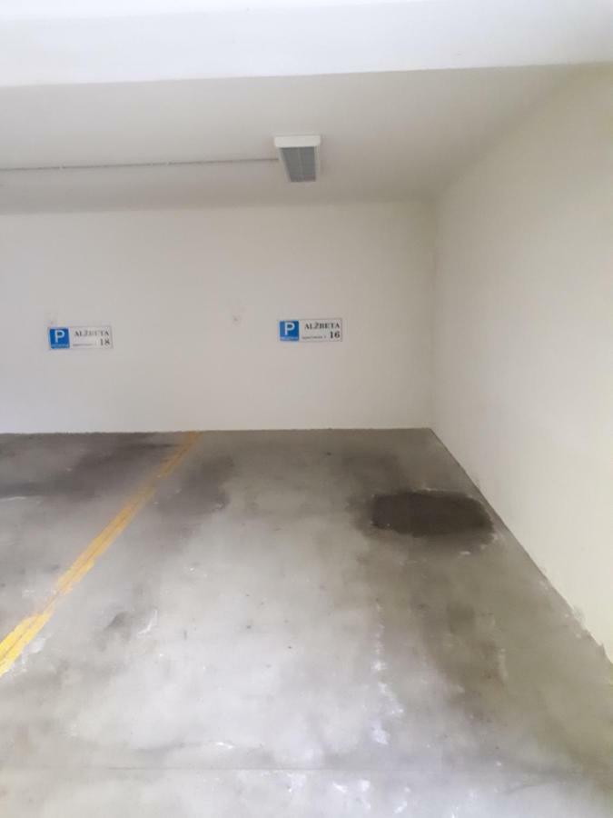 Hrabovo Alzbeta 16 Apartment Ruzomberok Luaran gambar